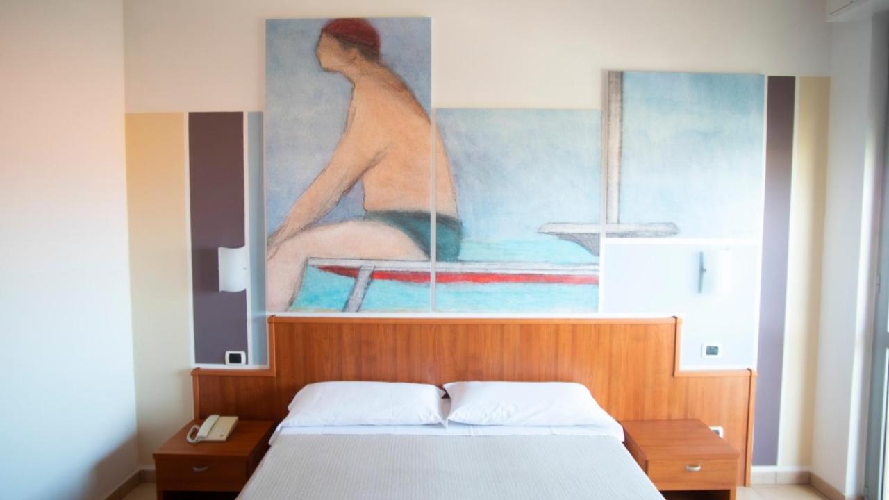 Hotel Royal Giulianova Exterior photo
