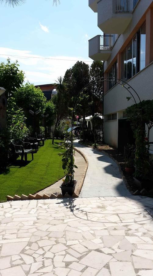 Hotel Royal Giulianova Exterior photo